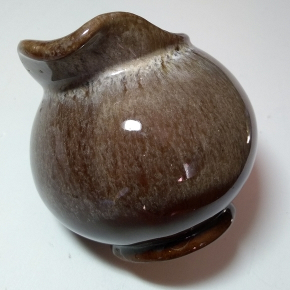 Artisan Craftsmanship | Mini Saucer & Pitcher Set - Picture 7 of 16